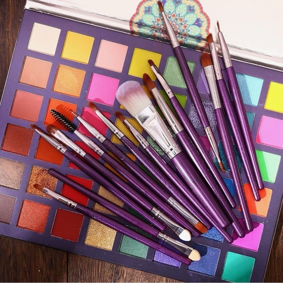 UCANBE EXOTIC FLAVORS Eyeshadow Palette + 15 Brushes Makeup Palette BRAND NEW - Picture 3 of 6